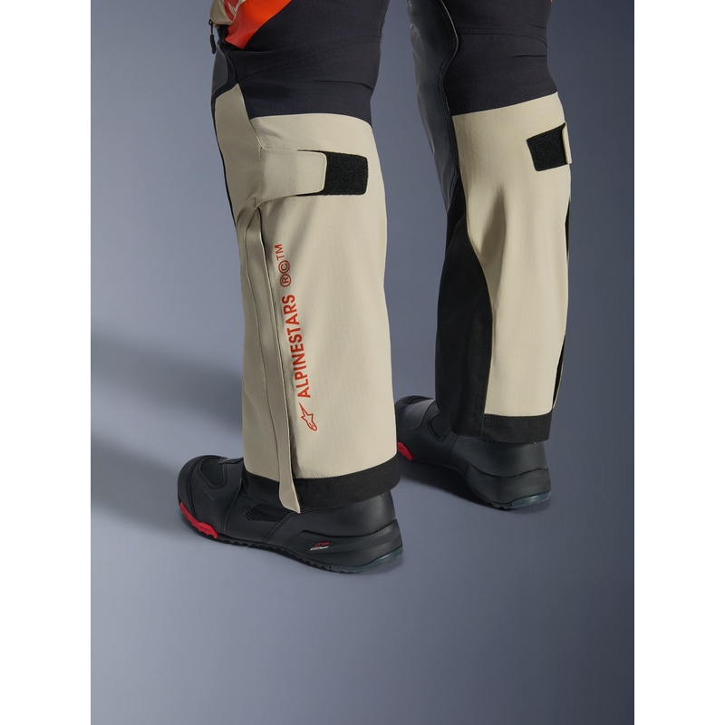 Pantalones de moto Alpinestars Halo PRO Drystar XF color crema, negro y rojo