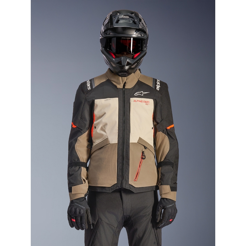Chaqueta de moto Alpinestars Andes V4 Drystar color crema, marrón claro, negro y naranja fluorescente