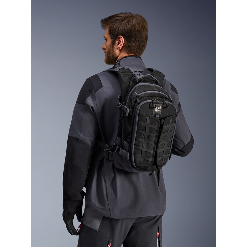 Mochila para moto Alpinestars AT-15, negra y gris, 15 l