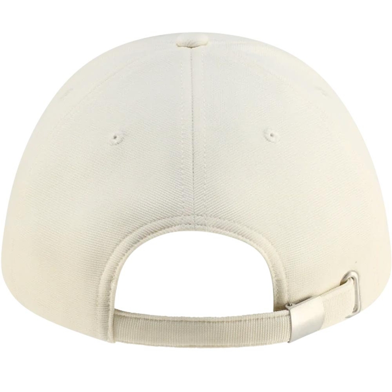Gorra blanca con el logo de Red Bull Racing grabado en relieve