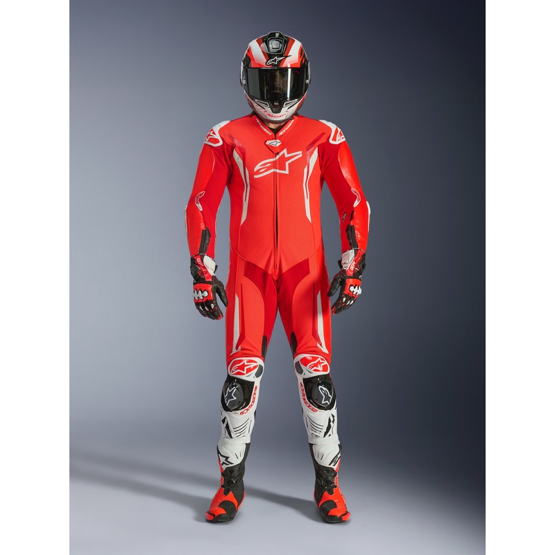 Mono de moto Alpinestars GP TECH V5 de una pieza, color rojo flúor, rojo y blanco.