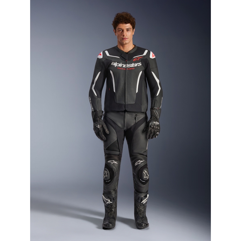 Chaqueta de moto de cuero Alpinestars GP Force V2 Airflow en blanco y negro.