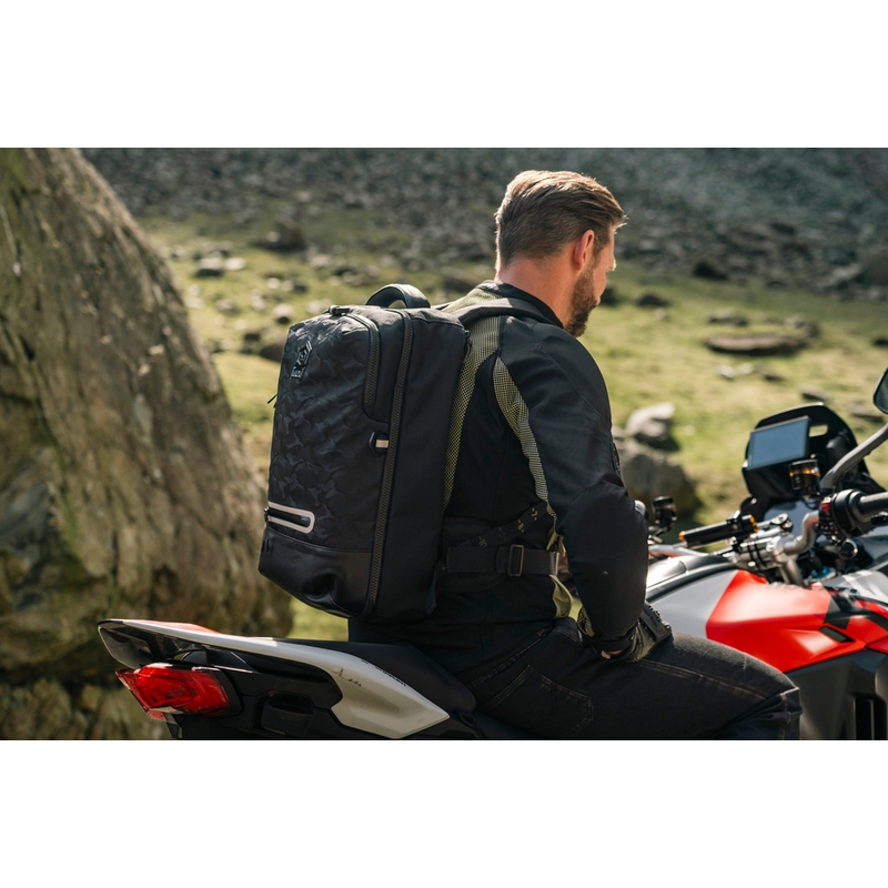 Mochila para moto Knox Eda Every Day Adventure de 25 l, color negro