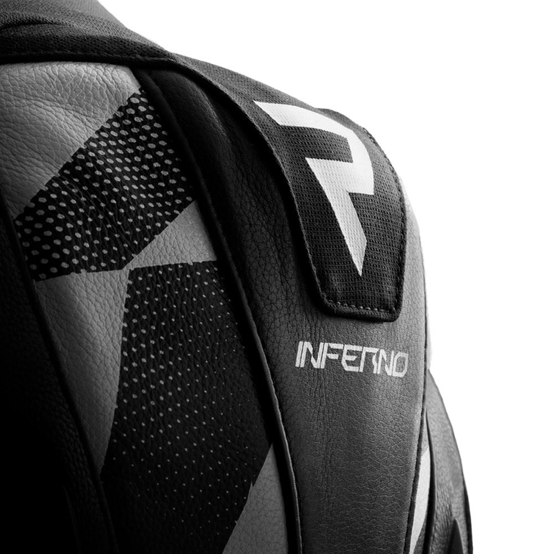 Chaqueta de moto de cuero Rebelhorn Inferno en blanco y negro.