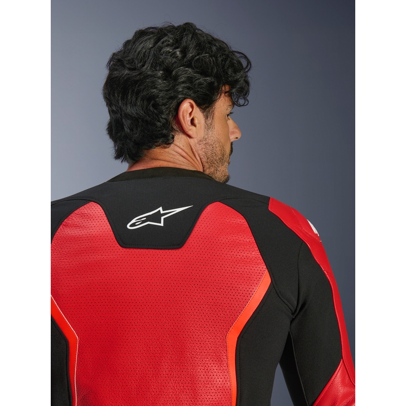 Chaqueta de moto de cuero Alpinestars GP Force V2 Airflow, rojo flúor, negro y blanco.