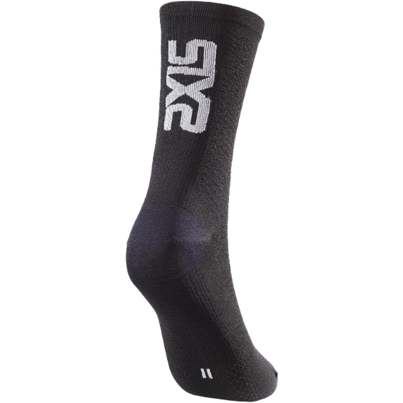 Calcetines funcionales SIXS SHORT LOGO V2 negros
