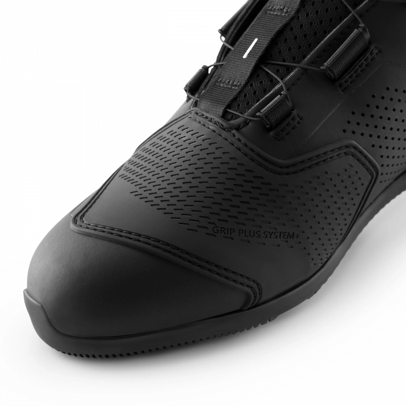 Botas de moto Shima Enzo Air en blanco y negro.
