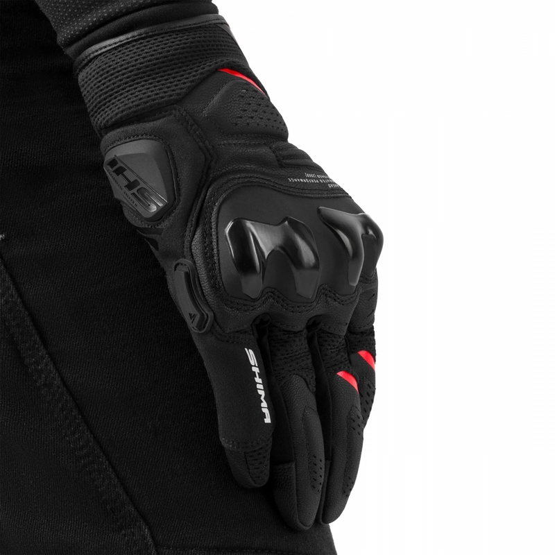 Guantes de moto Shima Spark 3.0, color negro y rojo.
