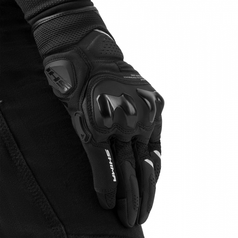 Guantes de moto Shima Spark 3.0, color negro y blanco.