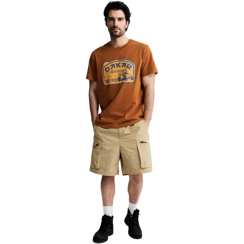 Camiseta marrón de camión Dakar