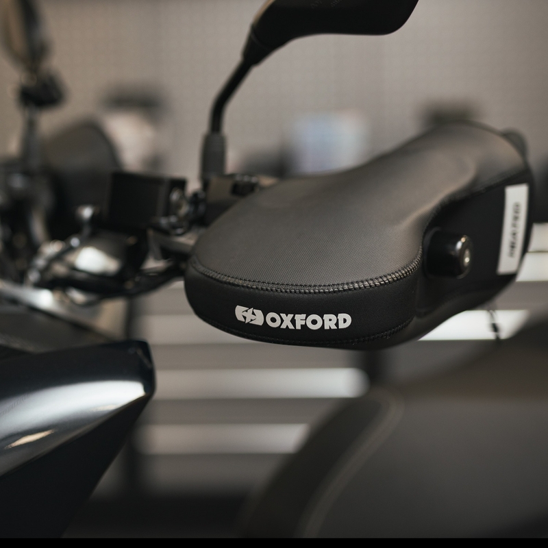 Calentadores de manos Oxford Hot Muffs negros