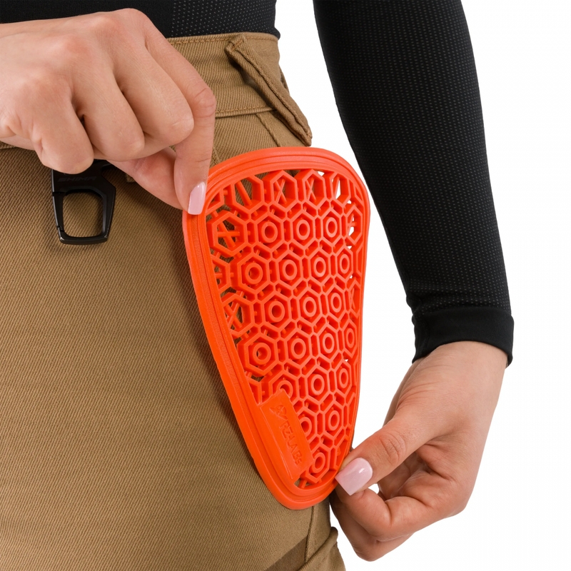 Pantalones de moto Shima Recon para mujer, color arena.