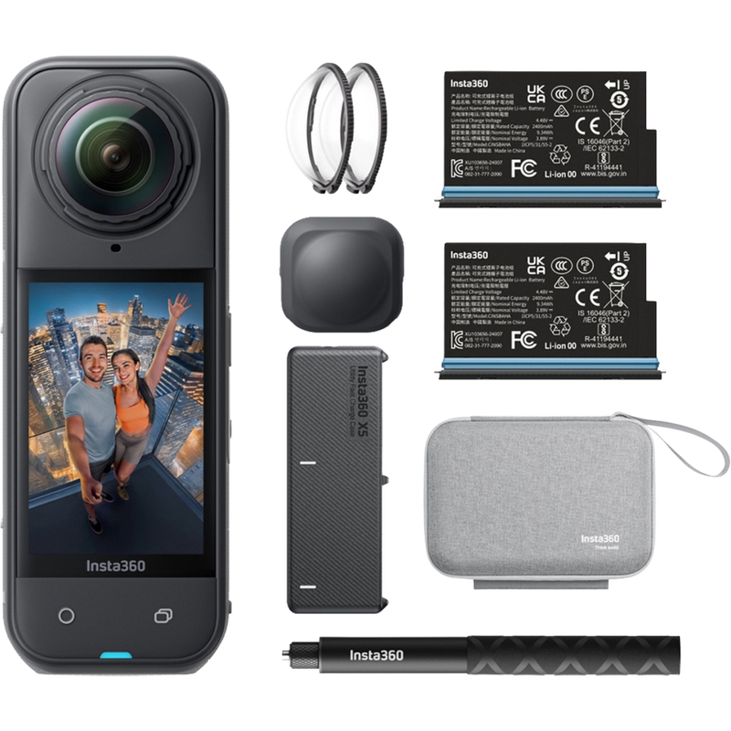 Cámara de acción Insta360 X5 Essentials Bundle negra