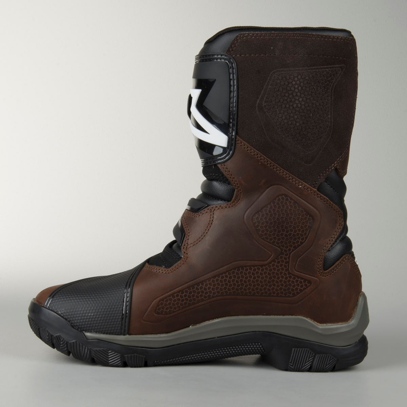 Botas de moto Alpinestars Belize Oiled Drystar Marrón