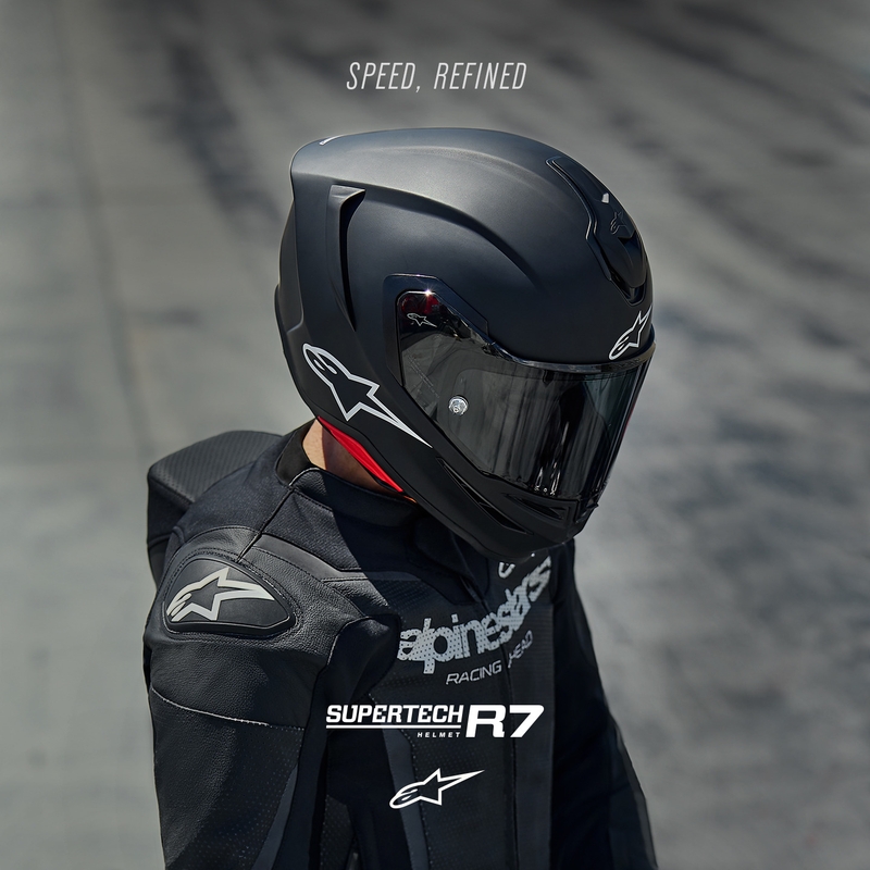 Casco integral de moto Alpinestars S-R7 Solid, color negro mate.
