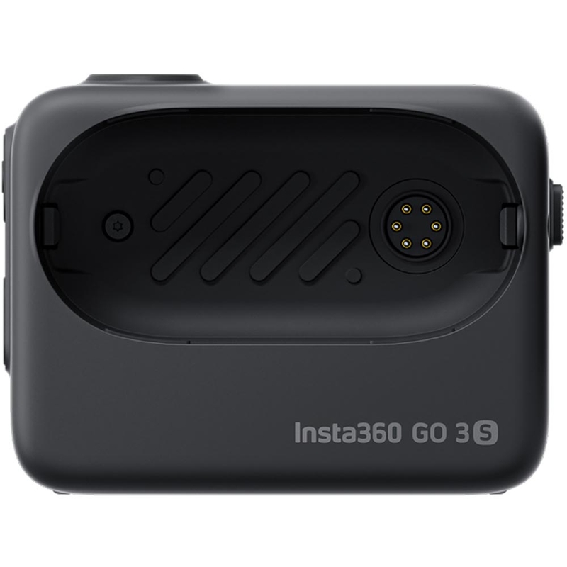 Cámara de acción Insta360 GO 3S para motocicleta, integrada en el casco, con vista en primera persona (POV), color negro.