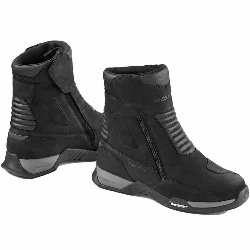 Botas de moto Forma Radon Dry en color negro antracita.