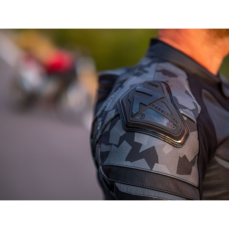 Chaqueta de moto Rebelhorn Rebel negra en oferta liquidación